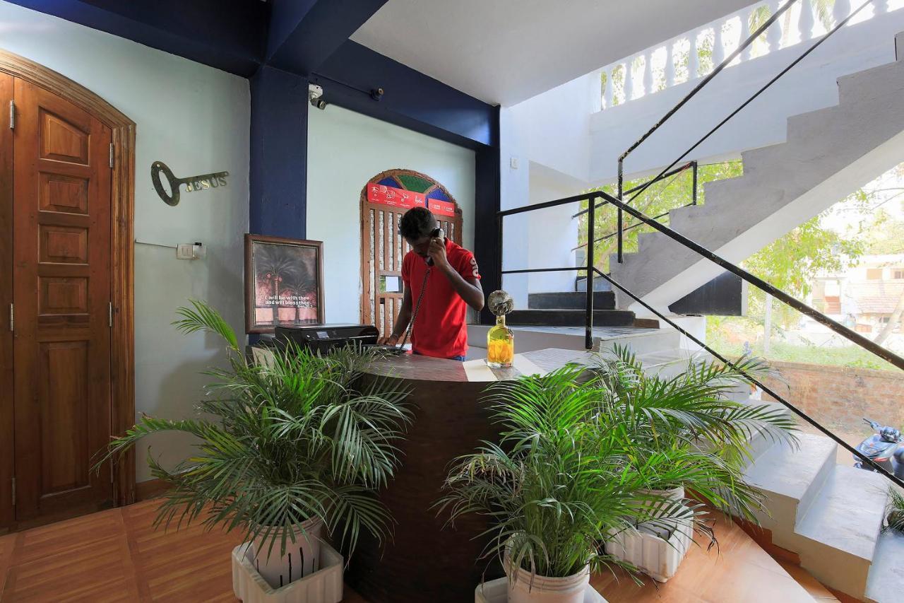 Braganza Guest House Baga Esterno foto